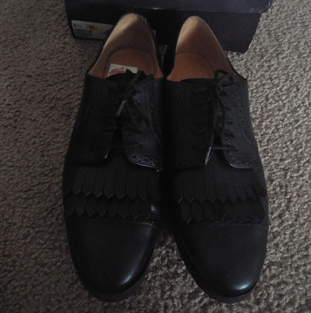 Enzo Angiolini Fireball Leather Saddle Oxford